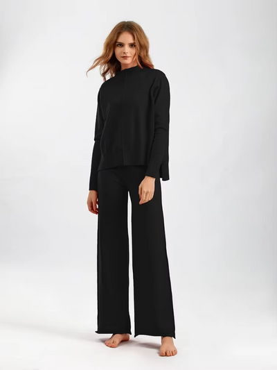 Valentina/ Knitted, thick and warm oversize jumper and trousers