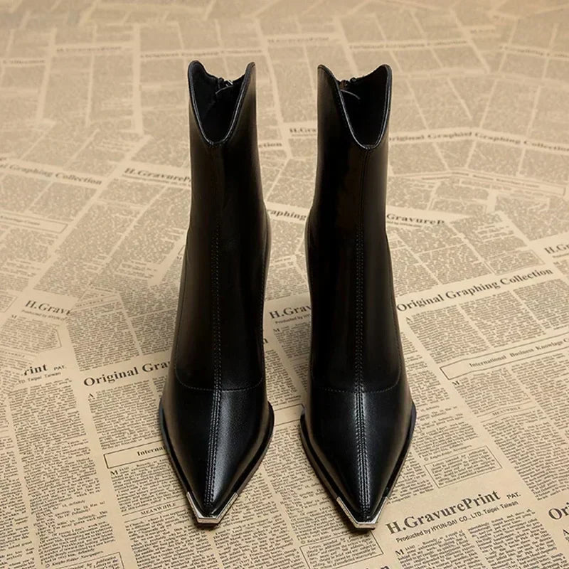 Grace/ Polished Chelsea Boot